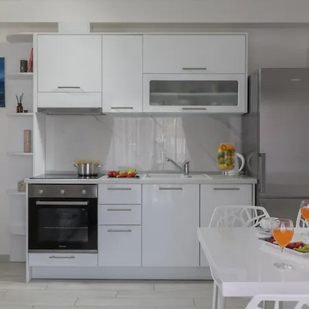 Hortenzija Apartment *