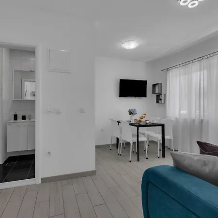 Hortenzija * Makarska