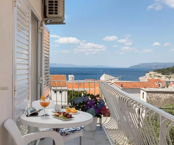 Apartment Hortenzija *