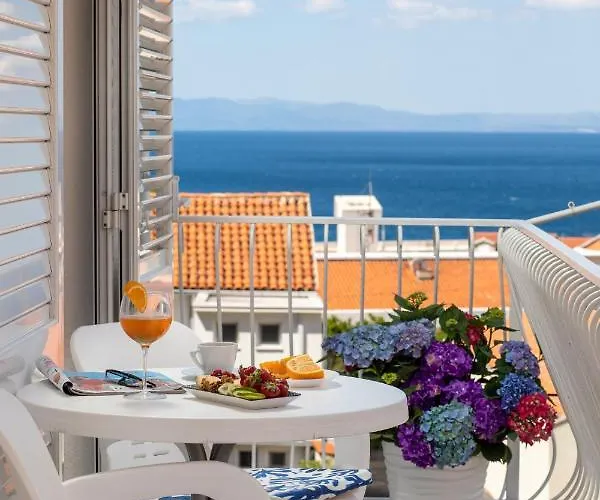 Hortenzija Apartment *